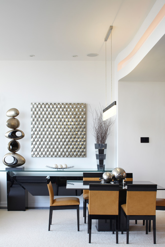 Idées déco pour une salle à manger ouverte sur le salon contemporaine de taille moyenne avec un mur blanc, moquette, aucune cheminée et un sol blanc.