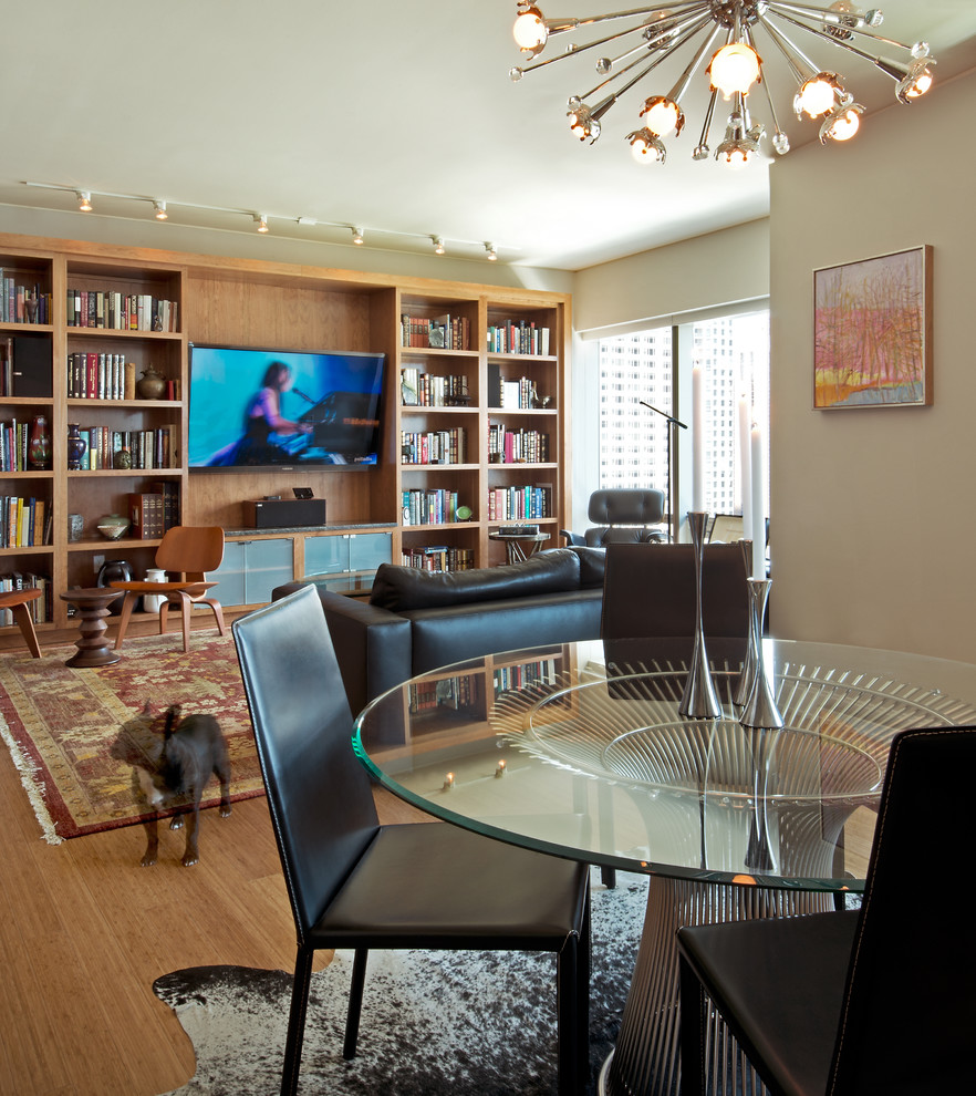 Photo of a medium sized retro dining room in Chicago with beige walls and light hardwood flooring.