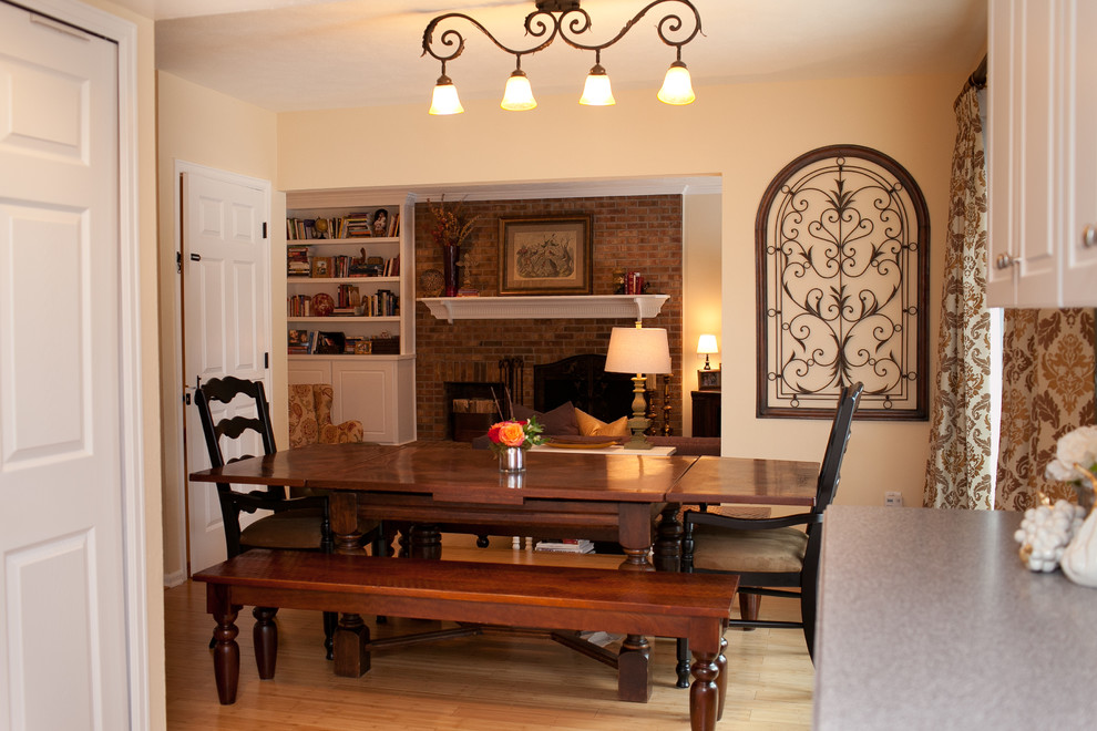 Traditional Reading and Family Areas Traditional Dining Room