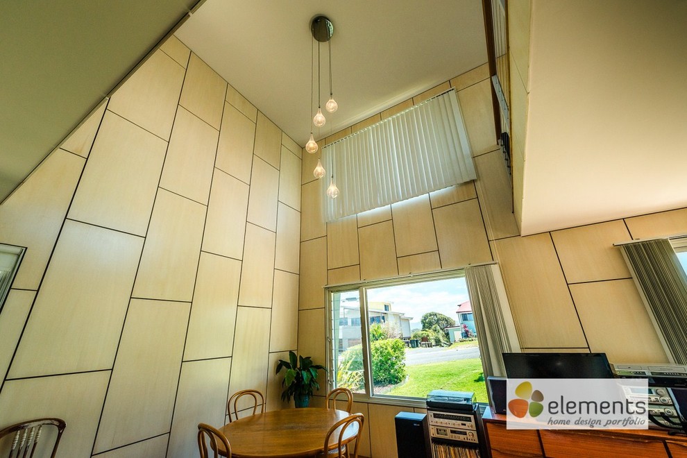 Treetops house and studio design at Sawtell NSW Contemporary Dining