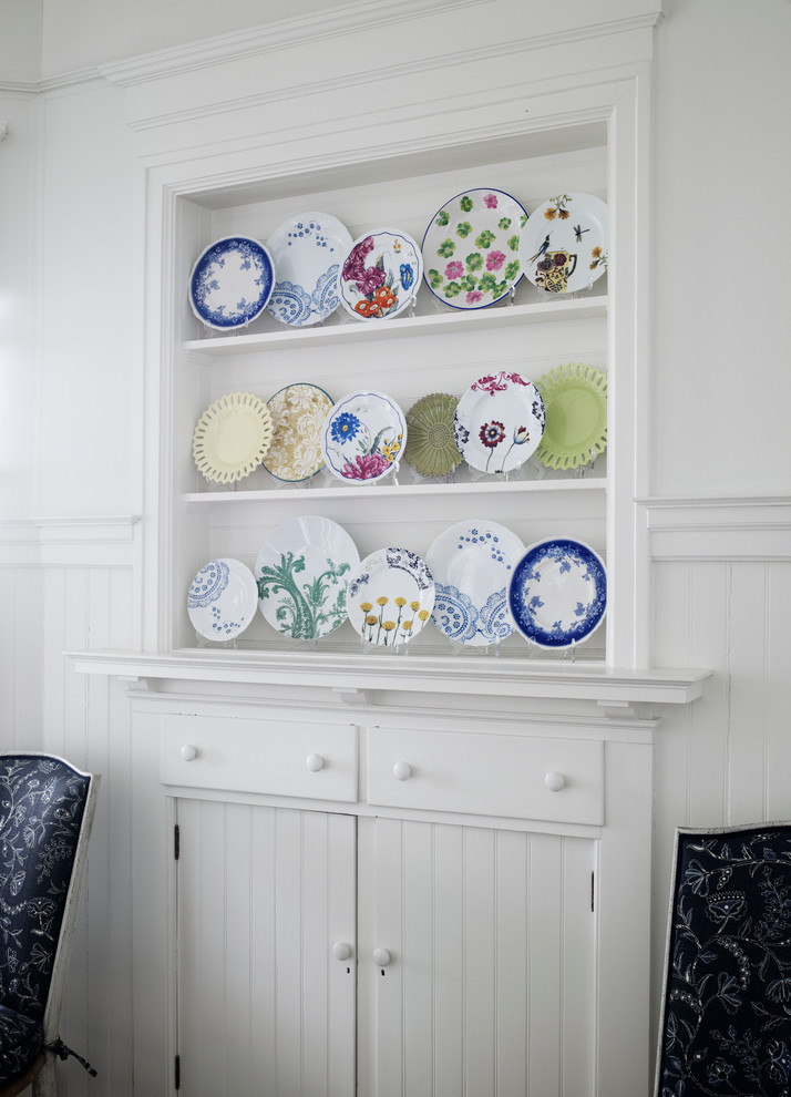 Inspiration for a coastal dining room remodel in Chicago