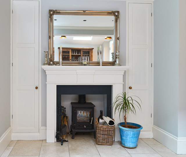 Twickenham Bespoke Bespoke Alcove storage solution Landhausstil