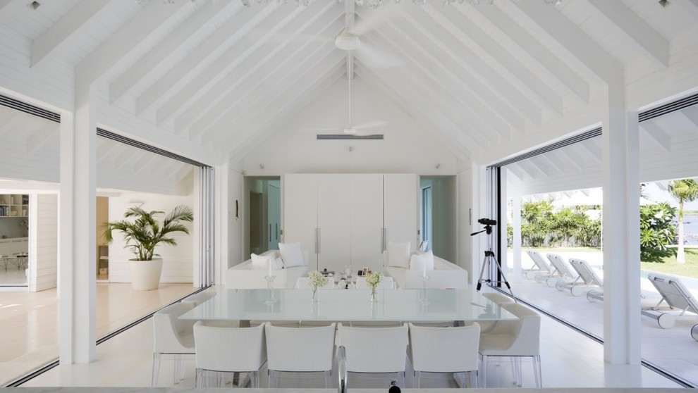 Inspiration for a coastal dining room remodel in Auckland