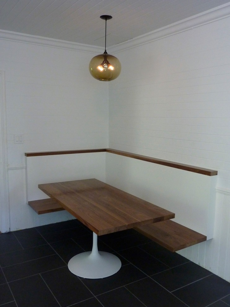 Exemple d'une salle à manger moderne.