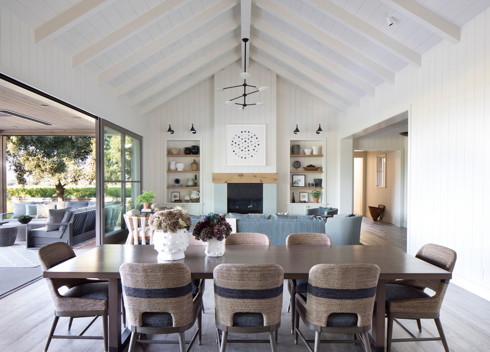 Design ideas for a country dining room in San Francisco.