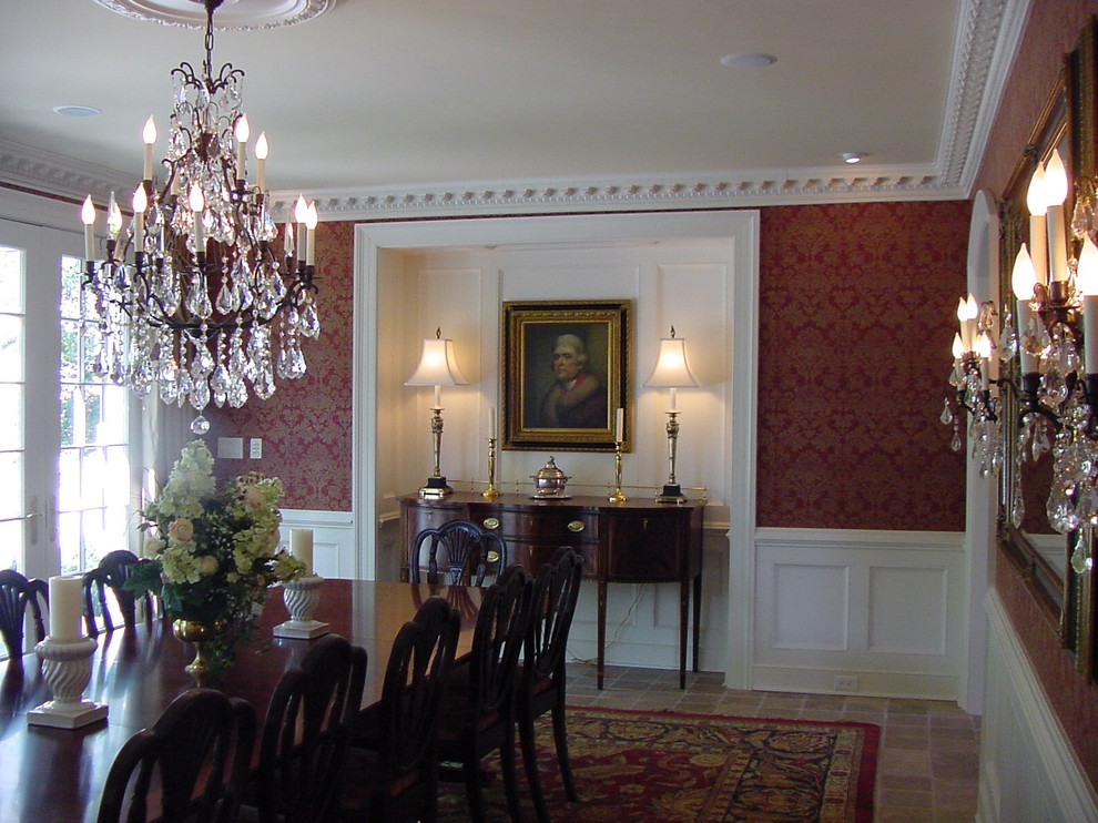 Classic dining room in Richmond.