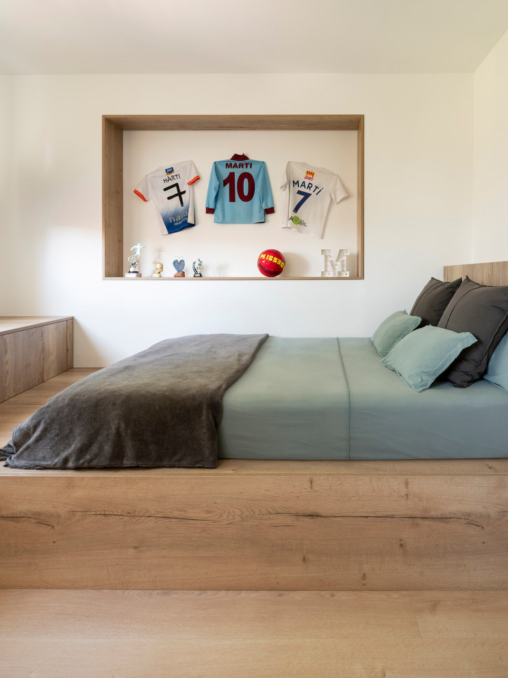 Photo of a scandinavian kids' bedroom in Barcelona.