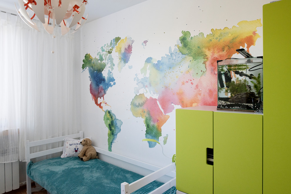 Idéer för ett modernt barnrum, med beiget golv