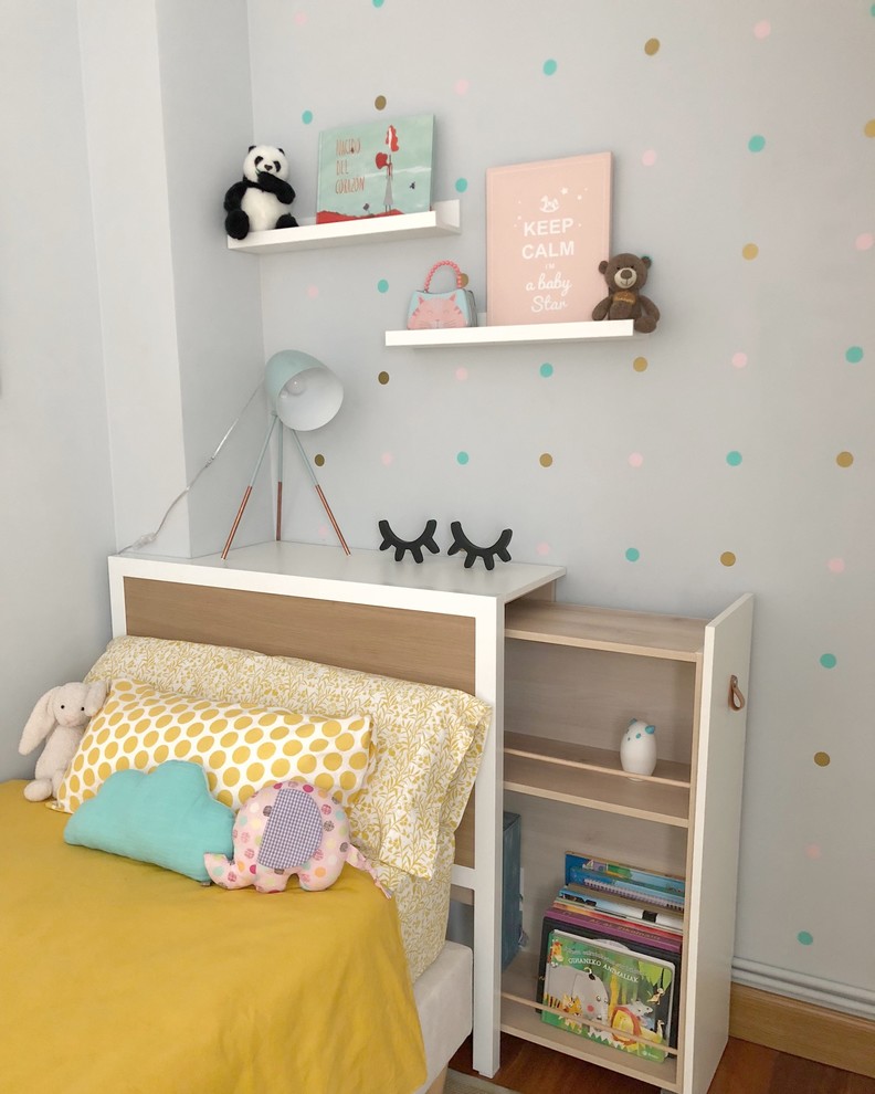 Design ideas for a modern kids' bedroom in Bilbao.