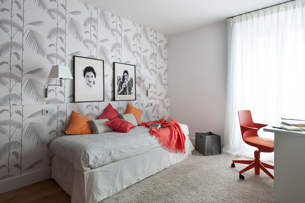 Medium sized bohemian gender neutral teen’s room in Other with grey walls.