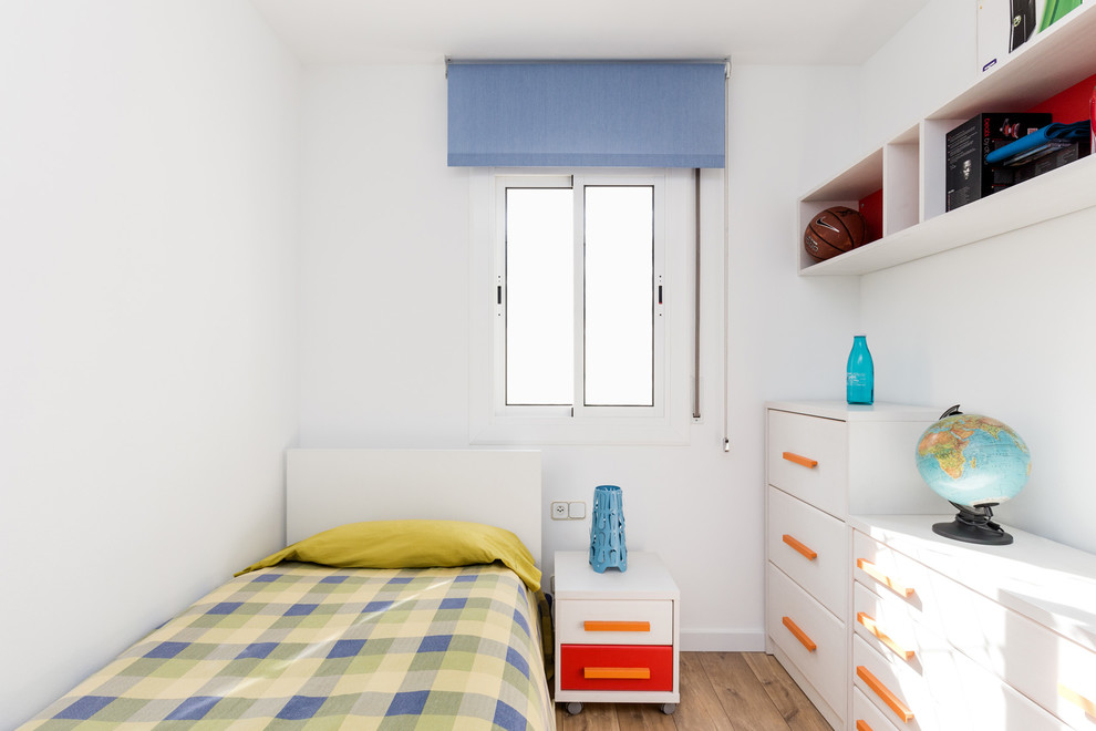 Transitional kids' room photo in Other