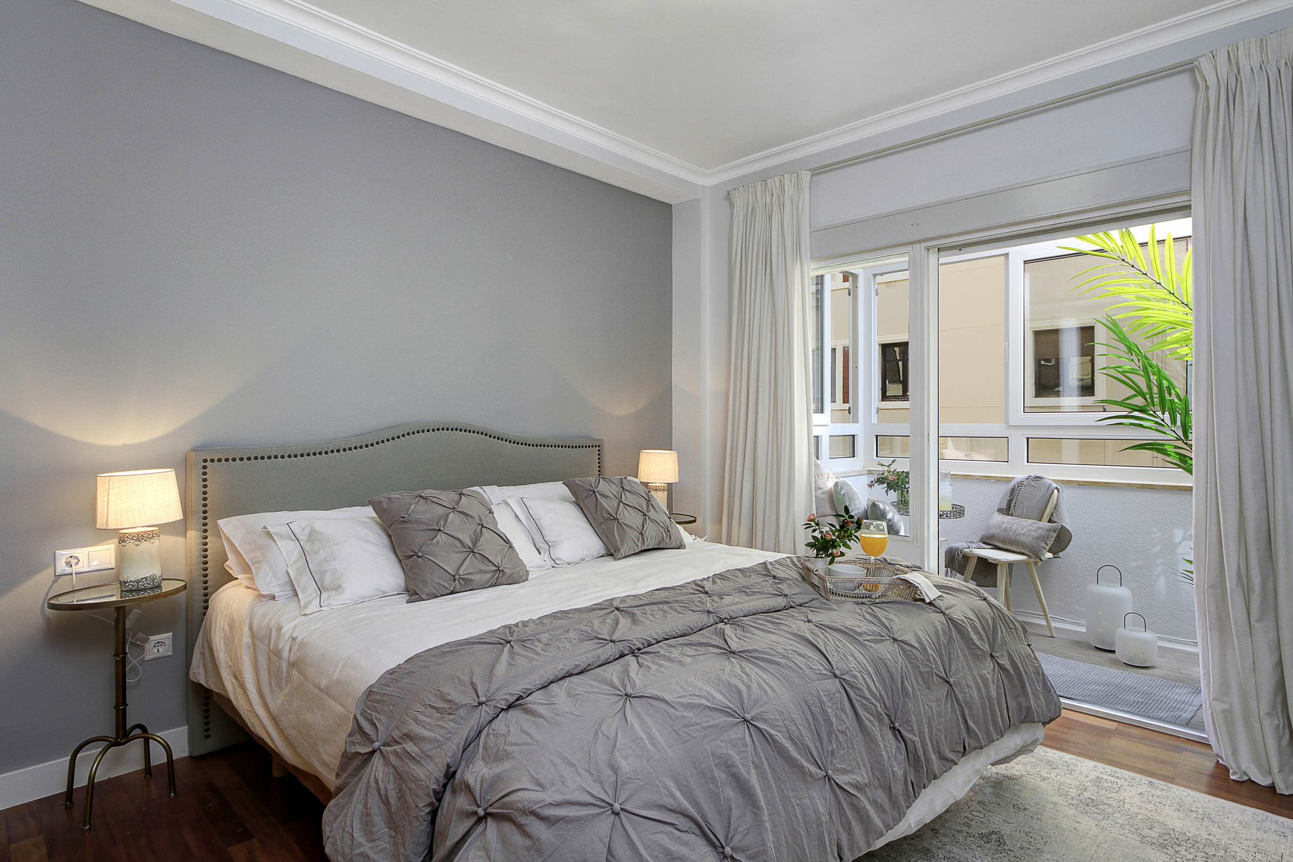 Ideas para dormitorios | Fotos de dormitorios grises con paredes azules -  Febrero 2023 | Houzz ES