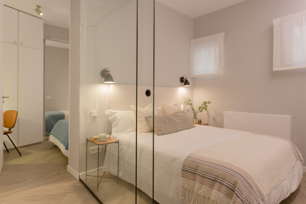 Medium sized scandinavian bedroom in Madrid.