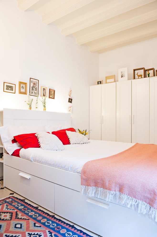 Tuscan bedroom photo in Barcelona
