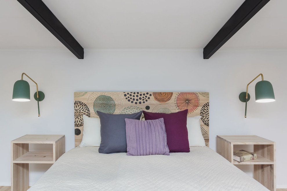 Bedroom - mid-sized scandinavian loft-style light wood floor and beige floor bedroom idea in Alicante-Costa Blanca with white walls