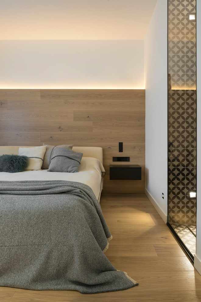 Mittelgroßes Modernes Schlafzimmer in Barcelona