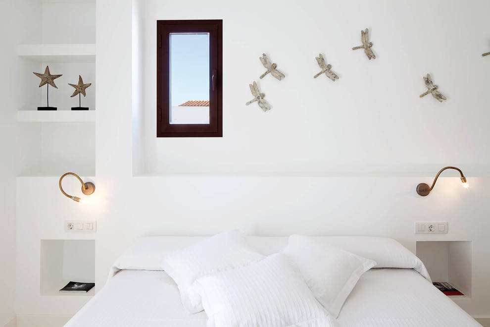 Mediterranean bedroom in Barcelona.