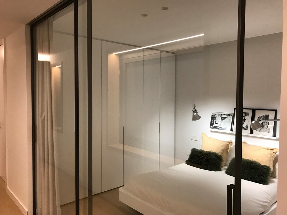 Modernes Schlafzimmer in Sonstige