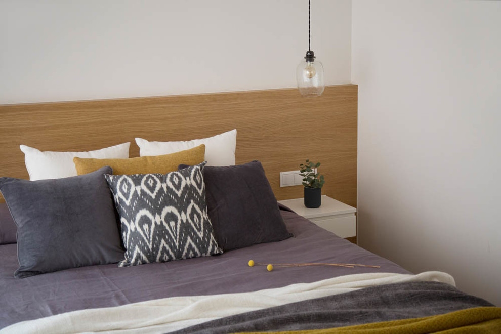 バルセロナにあるコンテンポラリースタイルのおしゃれな寝室
