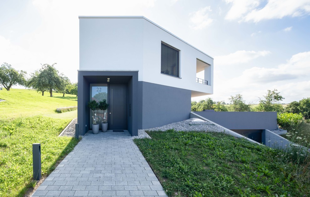 Mittelgroße Moderne Haustür mit Einzeltür und grauer Haustür in Stuttgart