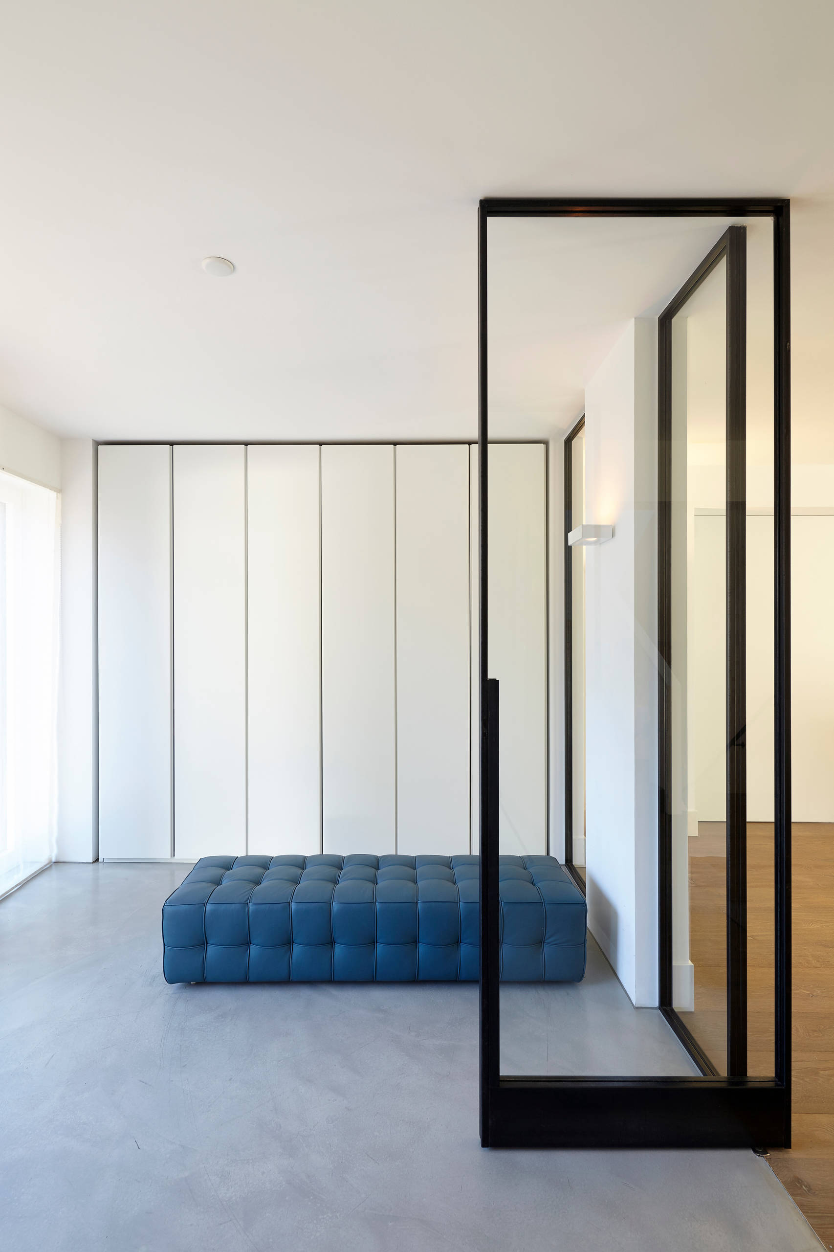 Eingangsbereich, Garderobe - Modern - Entry - Essen - by falke architekten  | Houzz