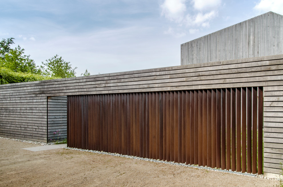 Inspiration for a contemporary entrance in London.