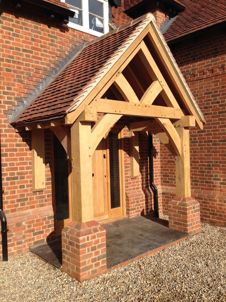 Inspiration for a traditional entrance in Berkshire.