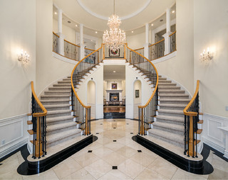 Transitional Luxury Mercer Island Mansion トラディショナル 玄関 シアトル Seattle Staged To Sell And Design Llc Houzz ハウズ