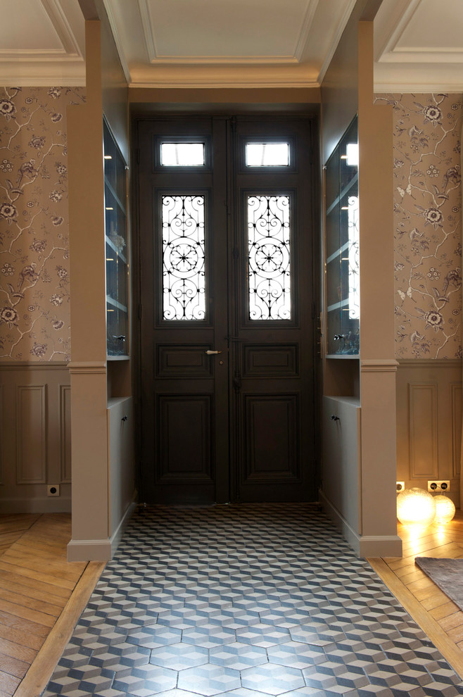 Rénovation d’une meulière - Traditional - Entry - Other - by Raphaële ...