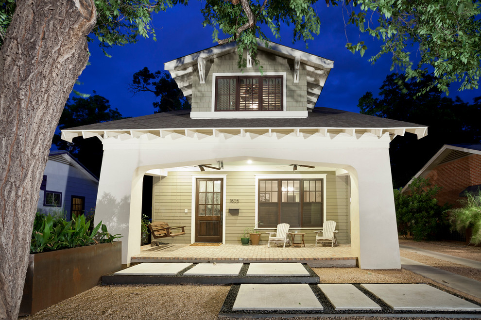 Design ideas for a classic entrance in Austin.
