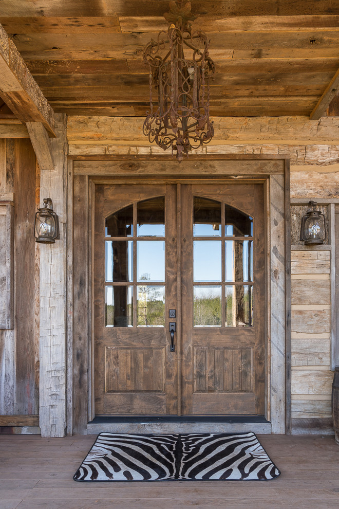 Rustic entrance in Charlotte.