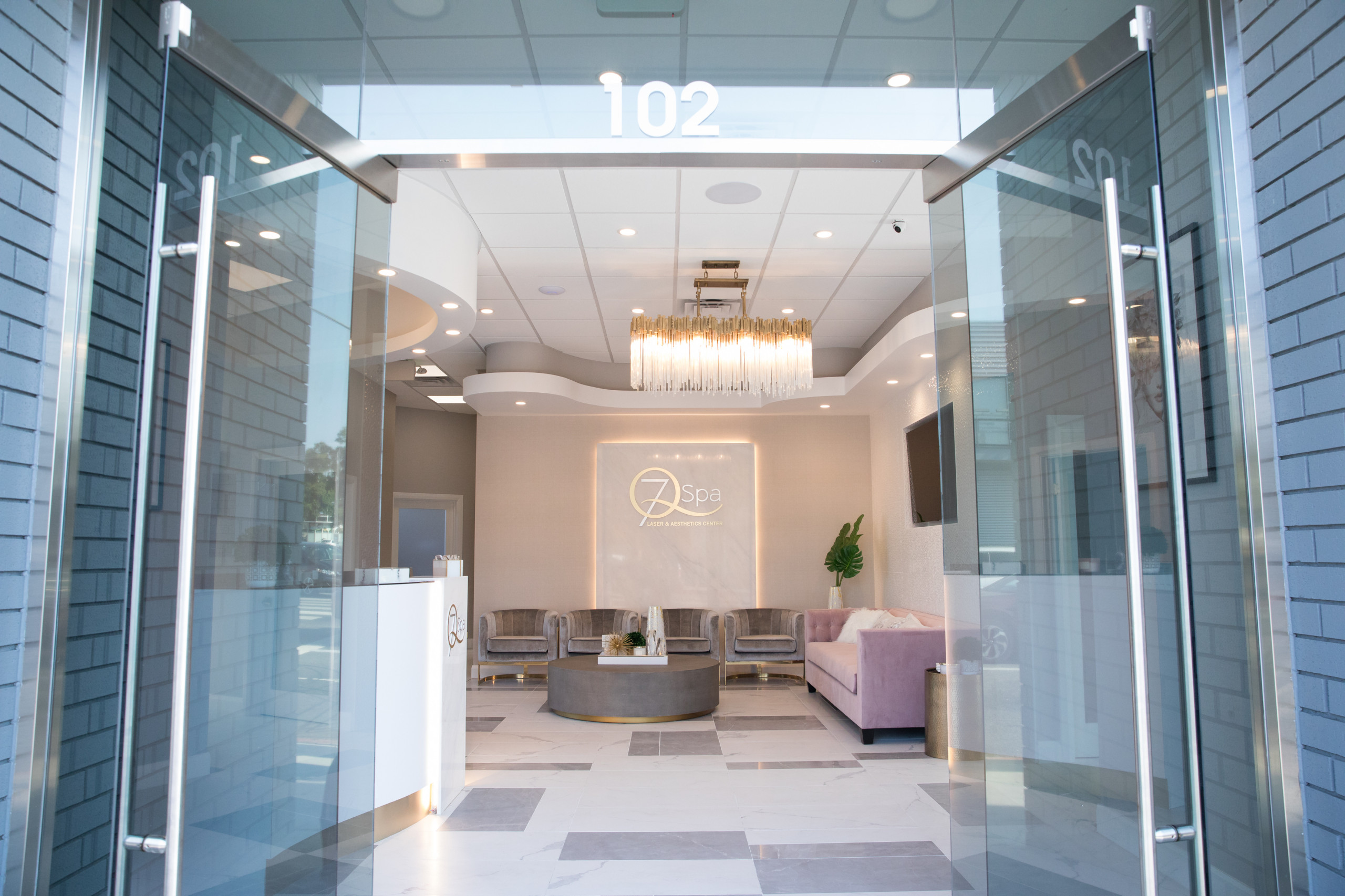 7q spa sale