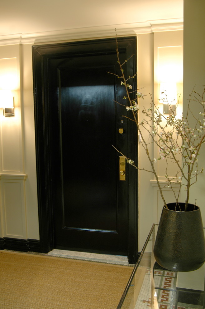 Mittelgroße Klassische Haustür mit Einzeltür und schwarzer Haustür in New York
