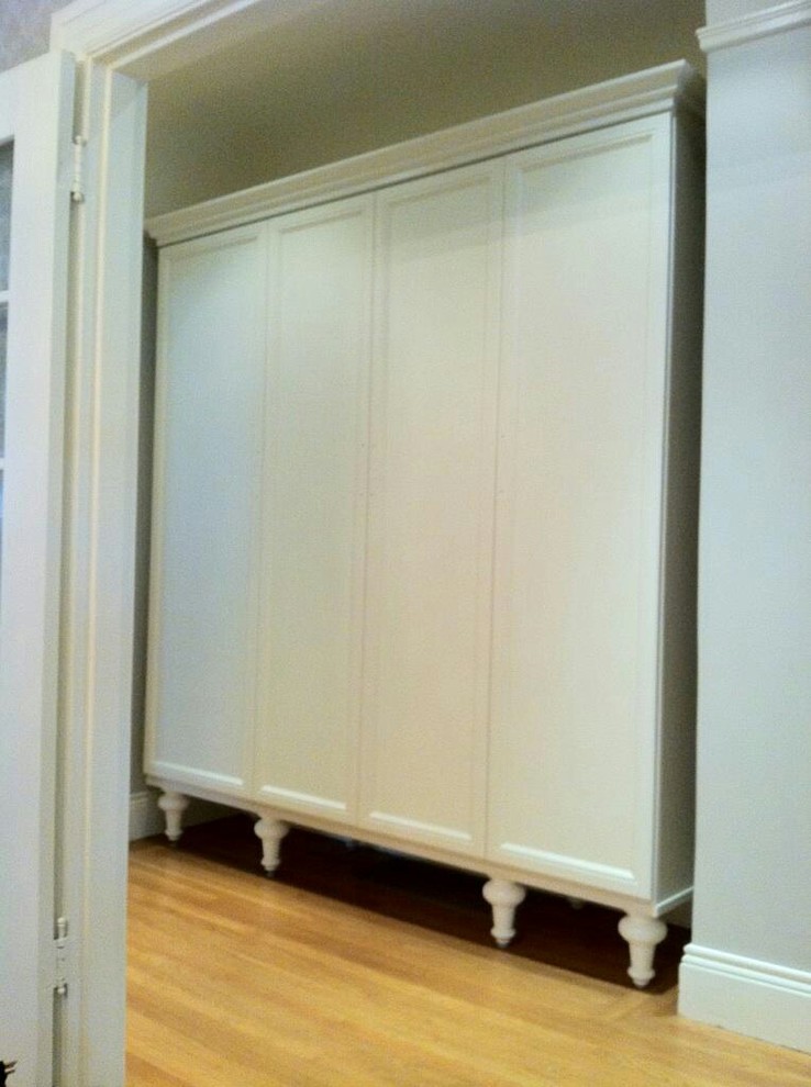 Armoires Classique Entrée San Francisco par California Closets