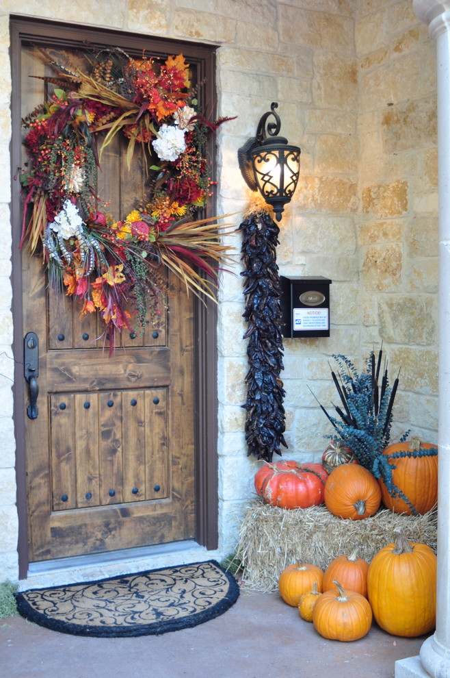 Entryway - traditional entryway idea in Dallas