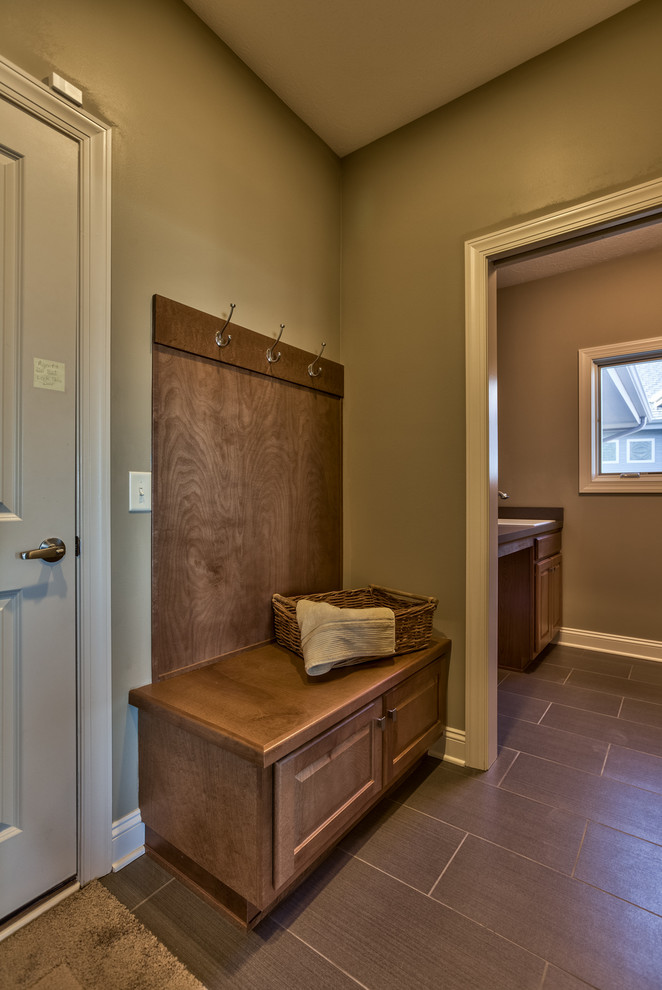 Bellbrook Modern Entry Omaha by Prairie Homes, Inc Houzz