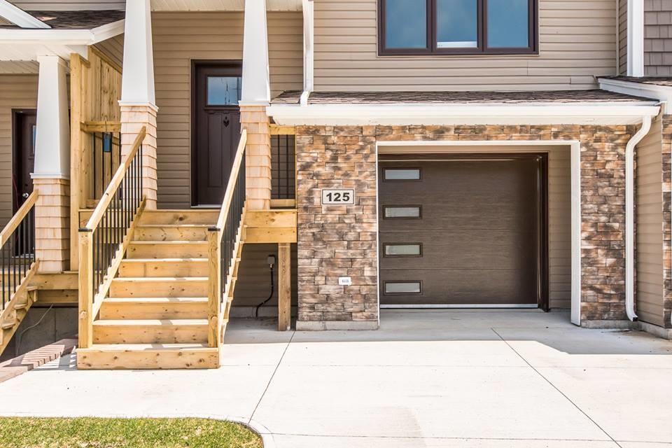 Bosun Run Townhomes Bedford Entry Other by Whitestone Building