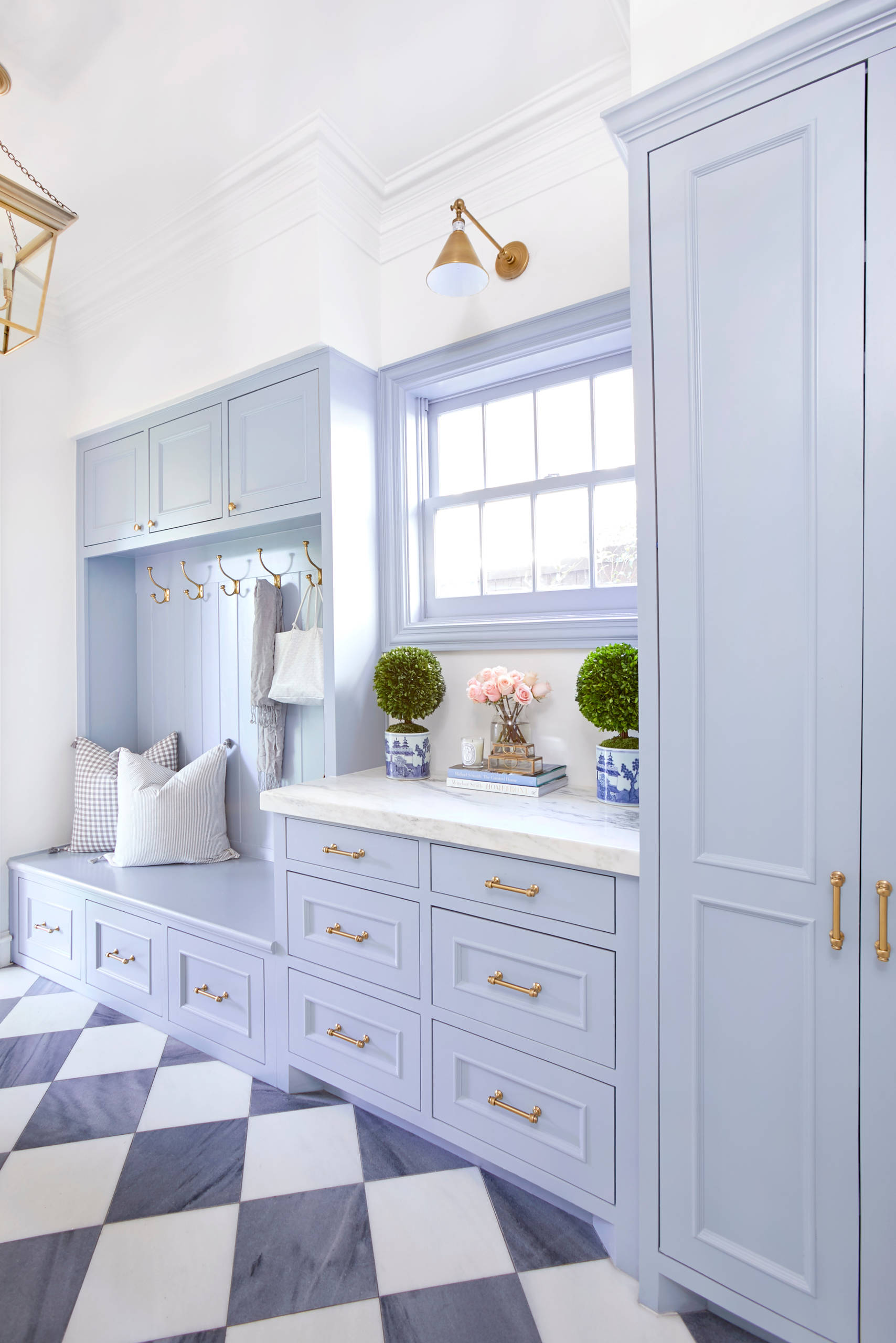 Blue and White Mudroom Update - The Creek Line House