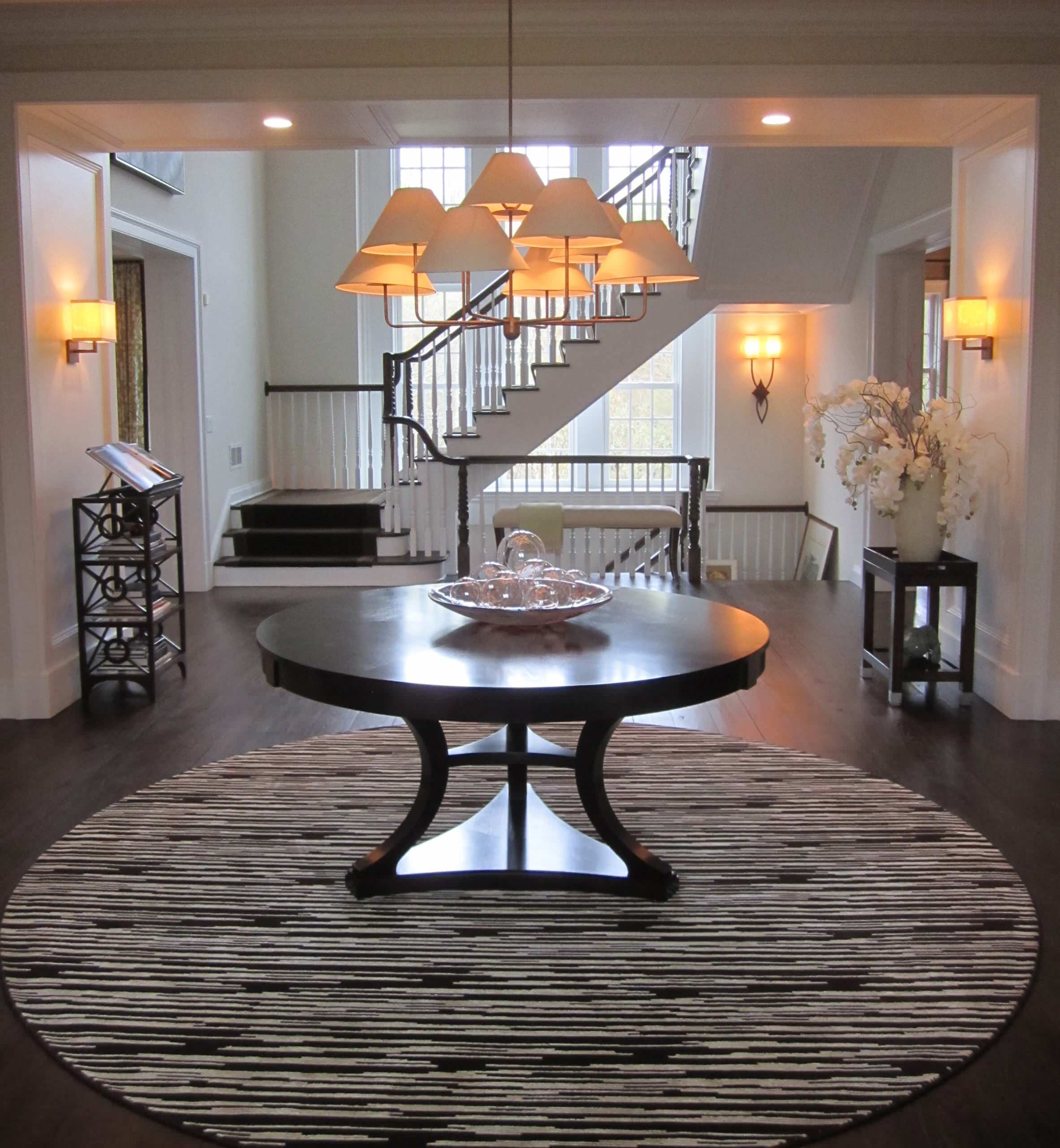Round Entry Table Houzz, Black Round Entryway Table