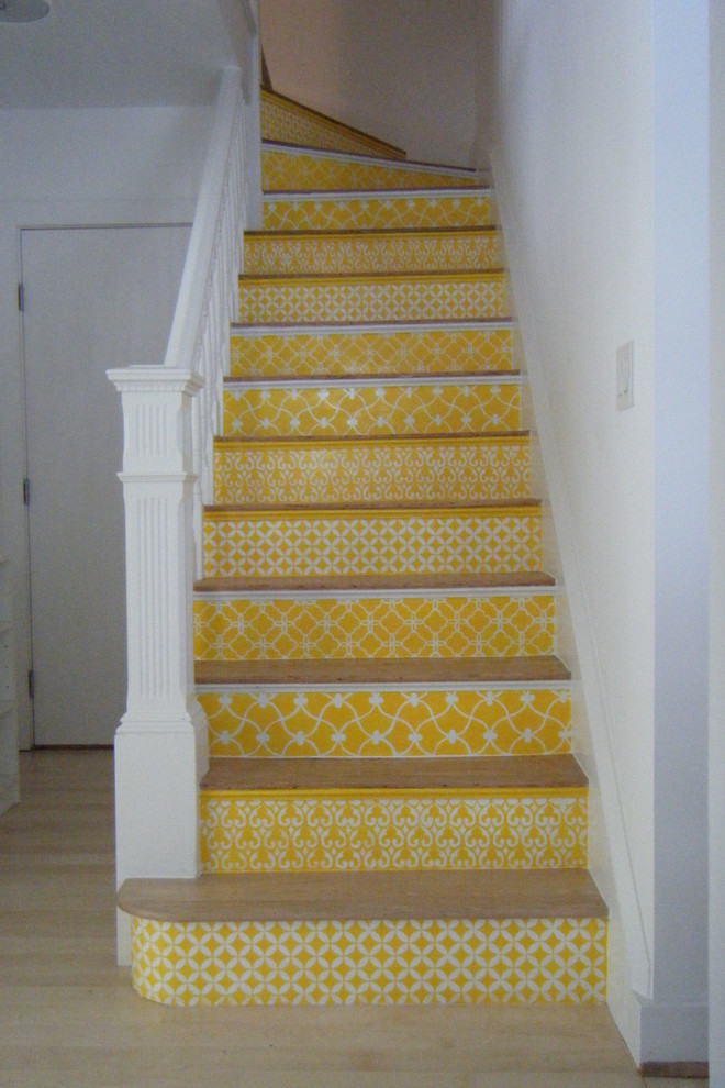 Aménagement d'un escalier éclectique.