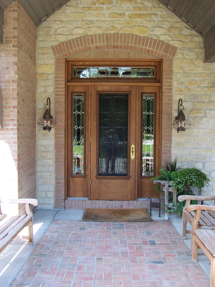 Design ideas for a rustic entrance in Cleveland.