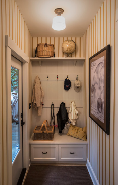 https://st.hzcdn.com/simgs/pictures/entryways/colorful-family-bungalow-ann-mcculloch-studio-img~fac1a28c050b2312_4-5817-1-b82670d.jpg