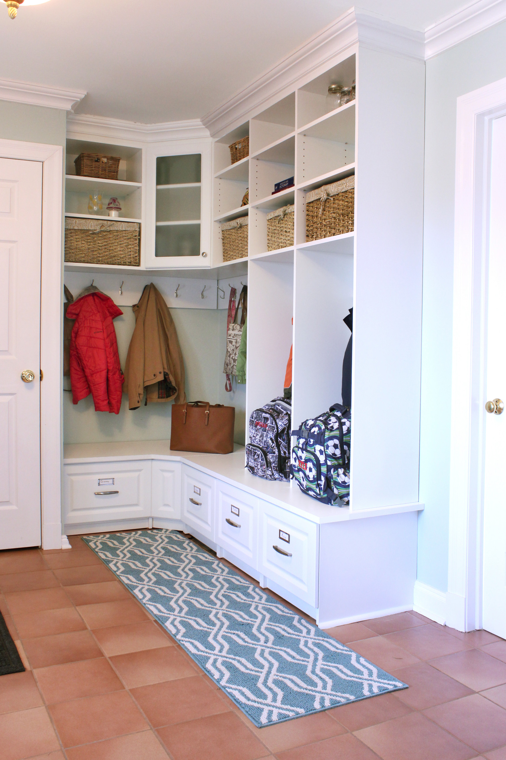 L Shaped Mudroom Lockers 2025