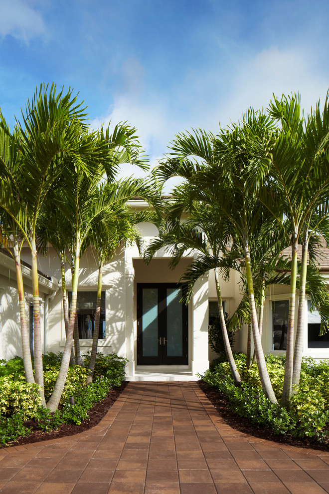 Traditional entrance in Miami.