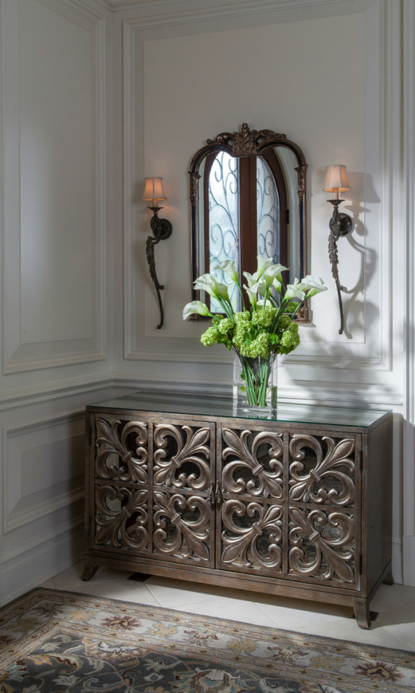 Elegant entryway photo in Charlotte