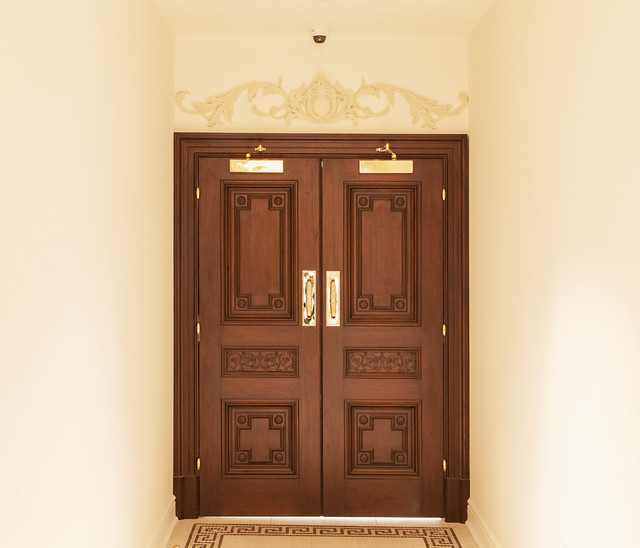 Custom Commercial Doors Classique Chic Entrée New York par WL