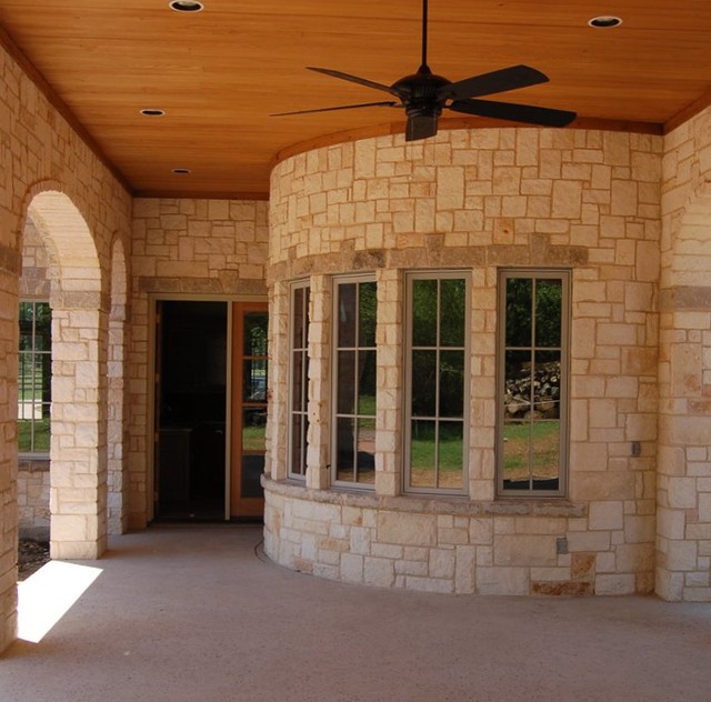 Custom home build with horse stables in Flower Mound, TX