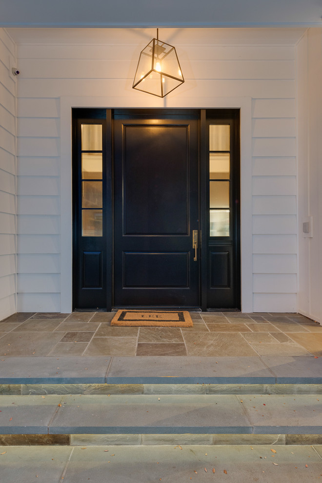 Inspiration for a classic entrance in Los Angeles.