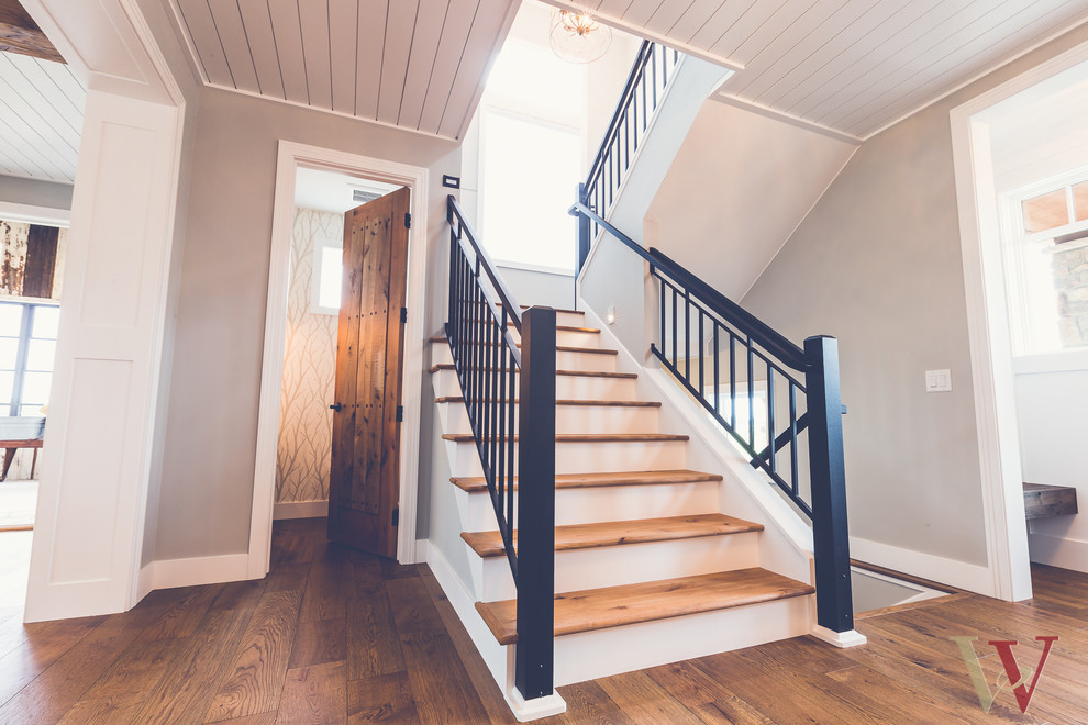 Eagles Landing Modern 2 Story Farmhouse Saint Augusta, Mn Farmhouse Staircase