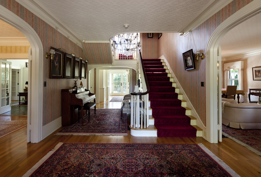 Design ideas for a traditional entrance in San Francisco.